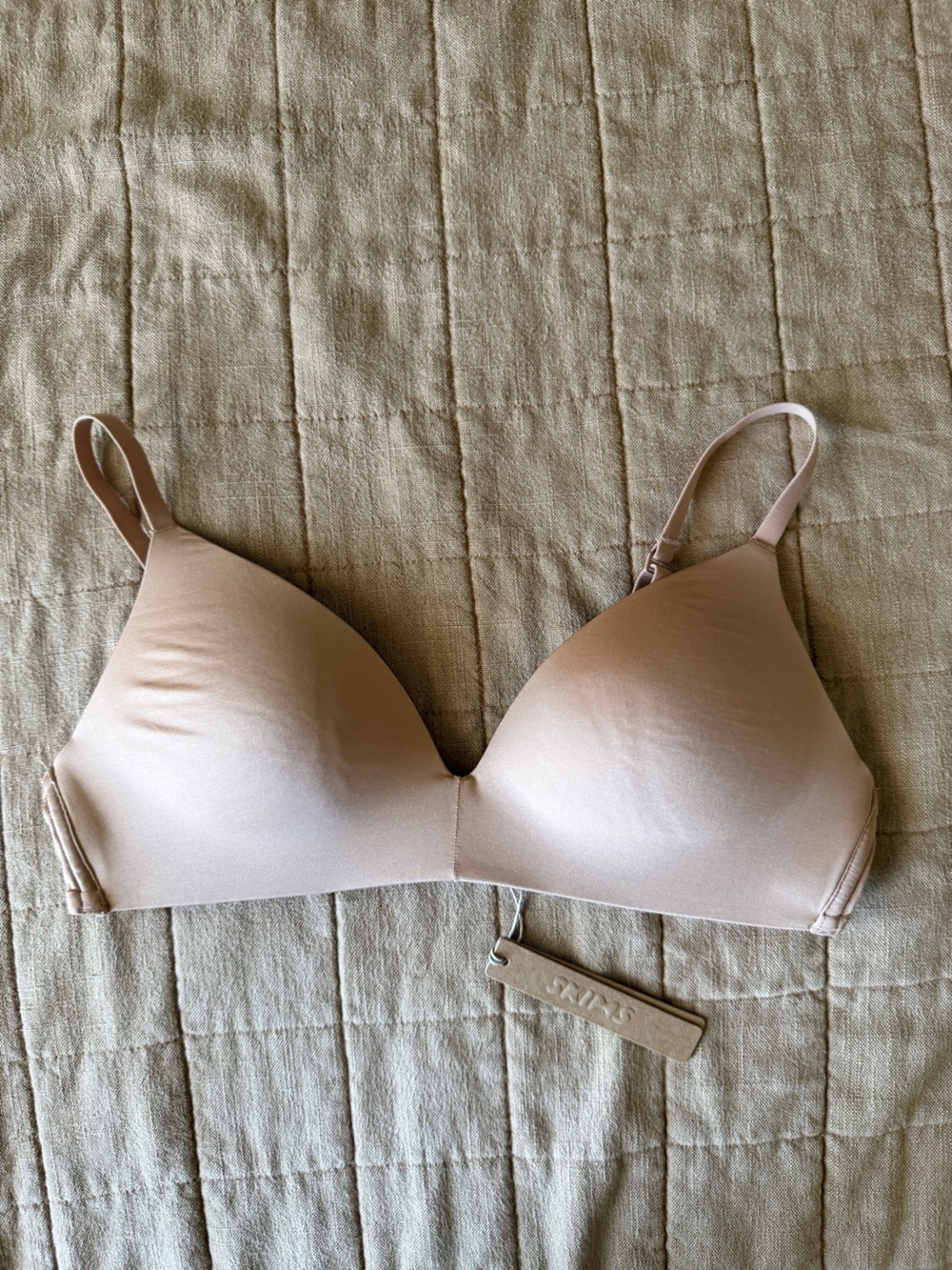 SKIMS Light Beige Wireless T-Shirt Bra